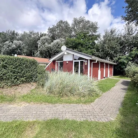Dom wakacyjny Strandhaus Freibeuterweg 18 Priwall